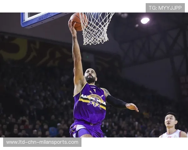 NBA后卫三分如雨倾泻:点燃赛场的远投狂潮 NBA后卫三分如雨倾泻:点燃赛场的远投狂潮