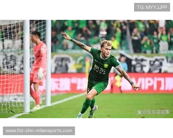 北京国安连续抢断后迅速组织攻势